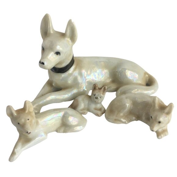 Vintage Dog Figurine Statue - Made in Japan White German Shepherd Lusterware - Picture 1 of 16